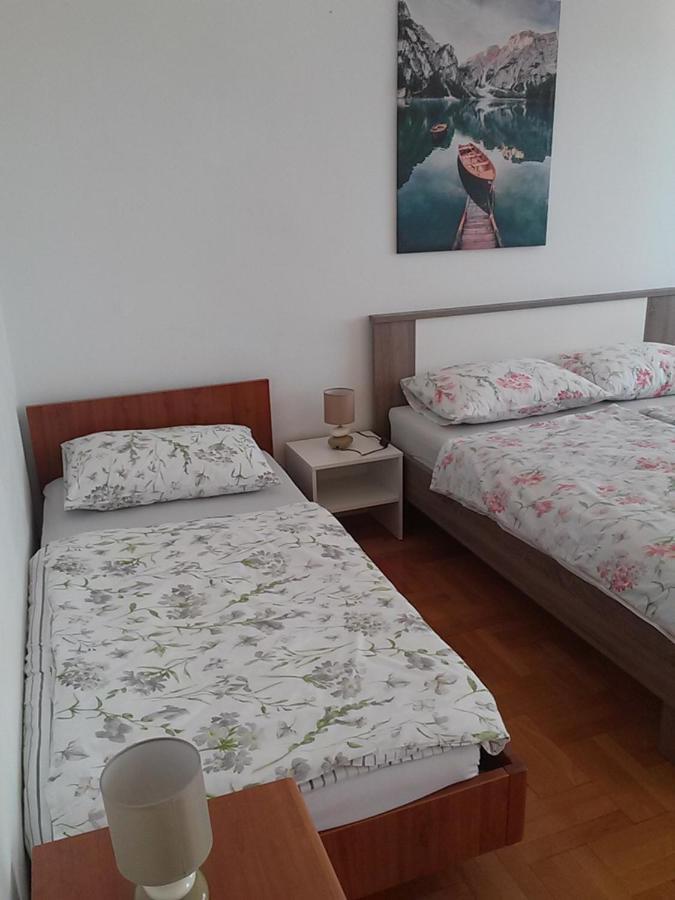 Apartmani Nikola Weißenburg Exterior foto