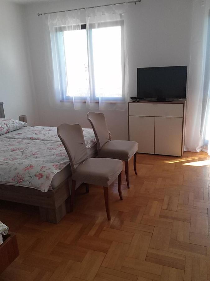 Apartmani Nikola Weißenburg Exterior foto