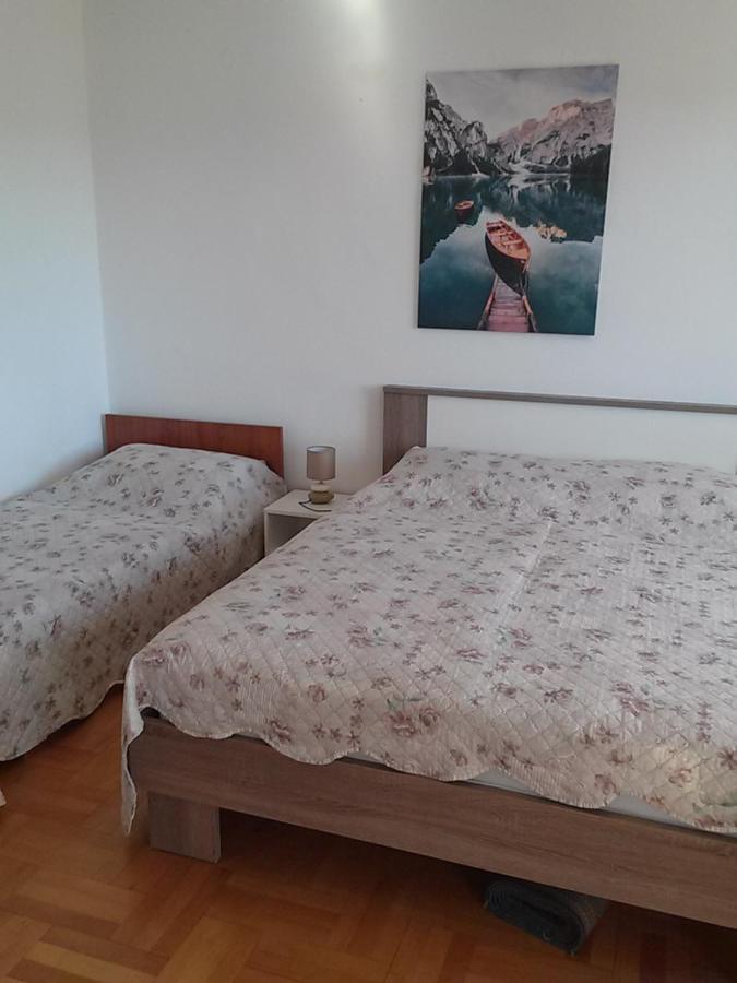 Apartmani Nikola Weißenburg Exterior foto